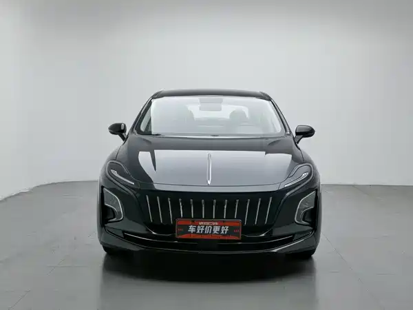 Hongqi E-QM5 2022