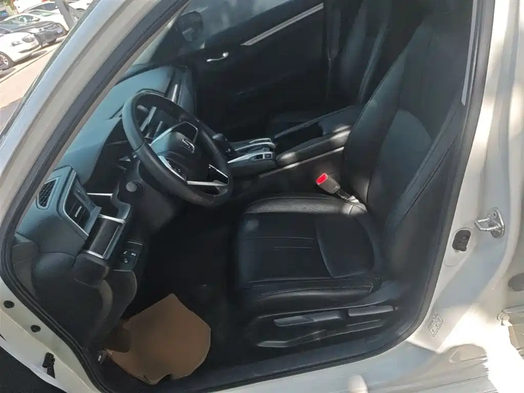 Honda Civic 2019 — фото 15