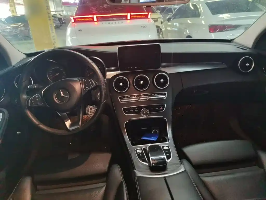 Mercedes-Benz C-Class 2015