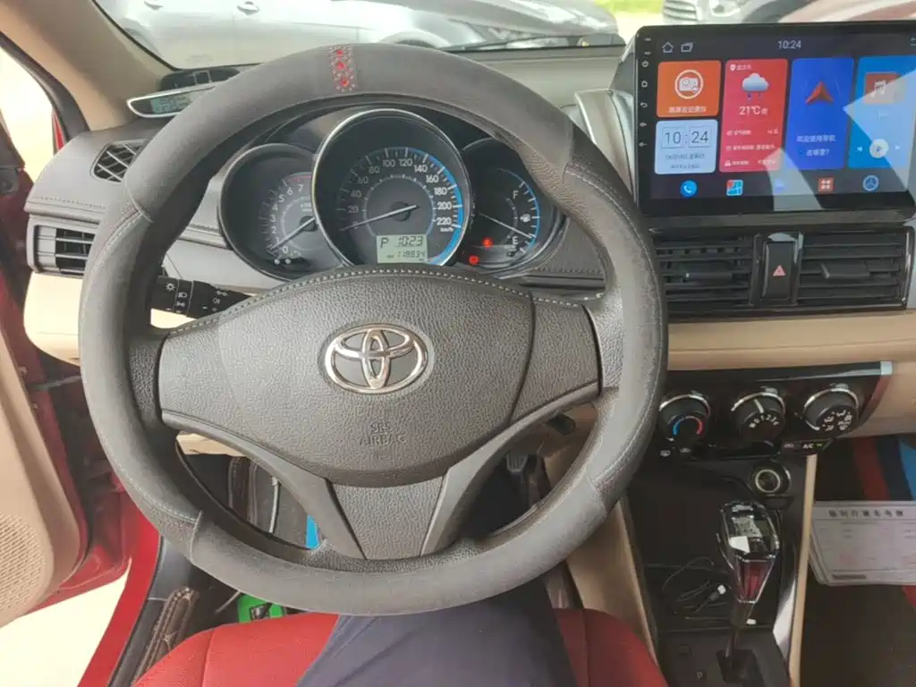Toyota Vios 2015 — фото 10