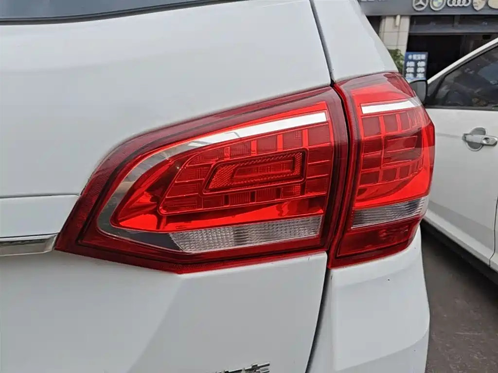 Haval H6 2017 — фото 24