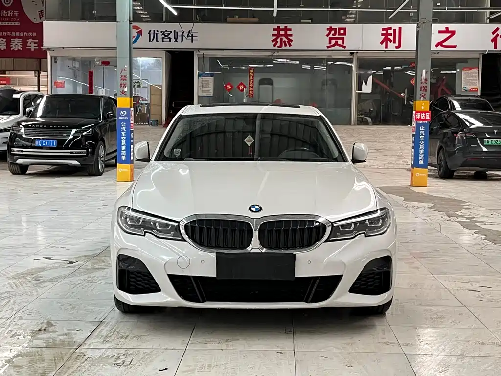 BMW 3 Series 2021