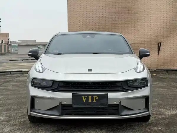 Lynk & Co 03 2021