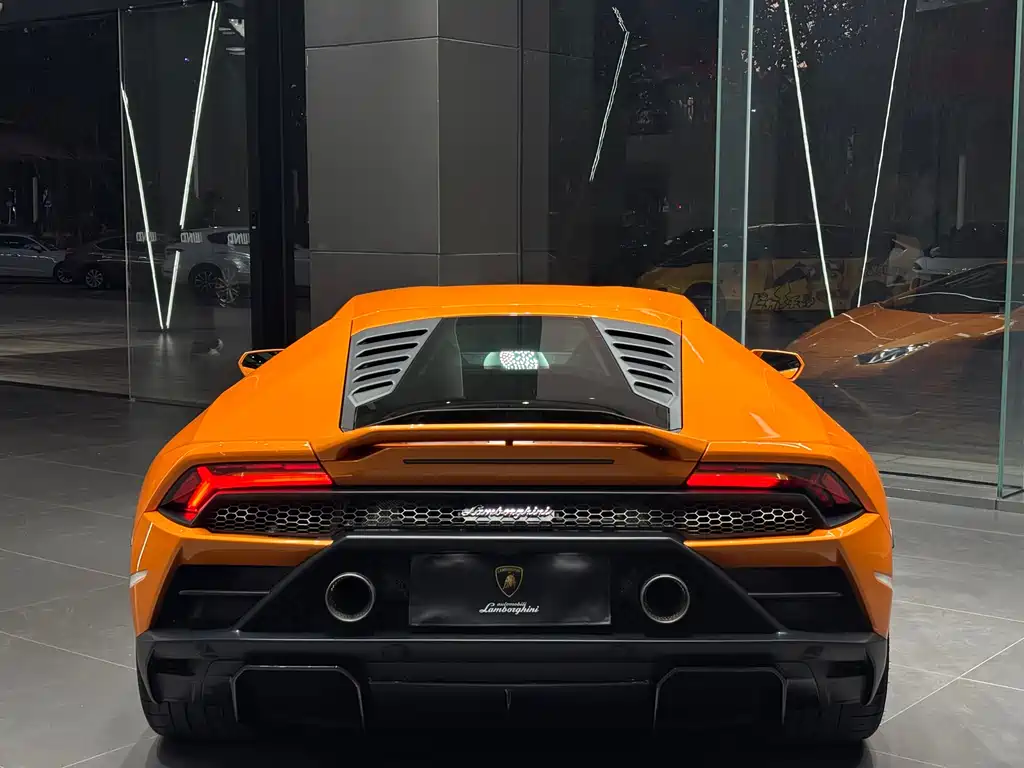 Lamborghini Huracán 2021 — фото 3