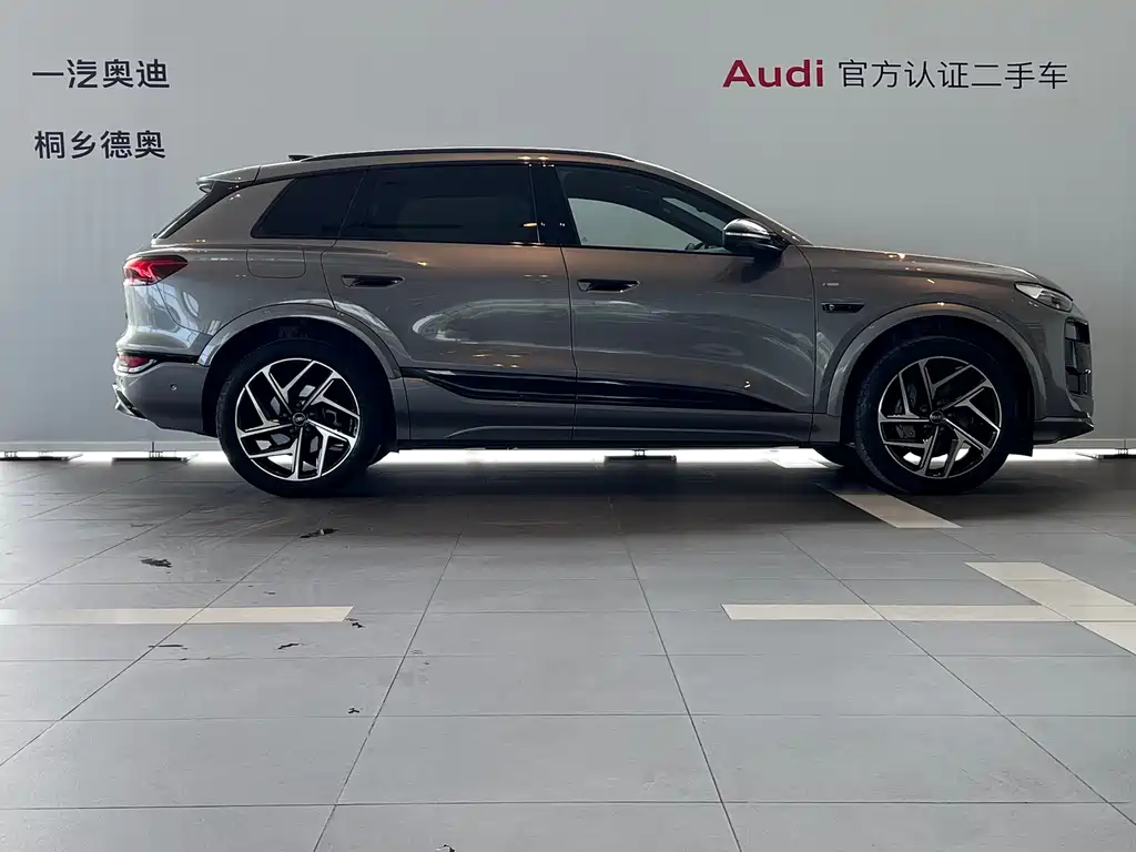 Audi Q6L E-Tron 2025 — фото 3