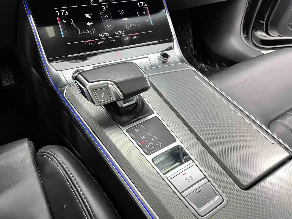 Audi A6L 2023 — фото 16