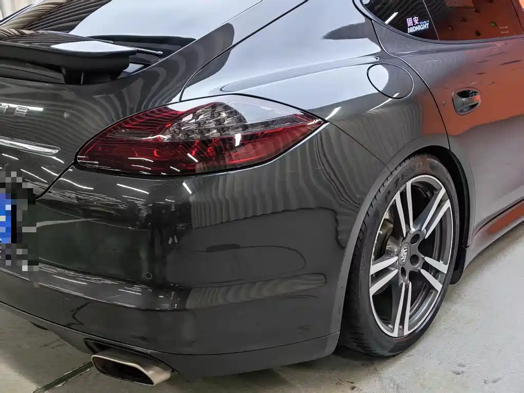 Porsche Panamera 2012 — фото 10