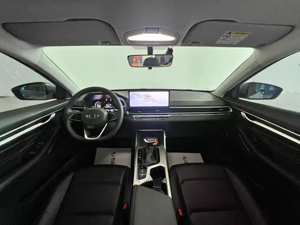 Geely Emgrand 2023 — фото 30