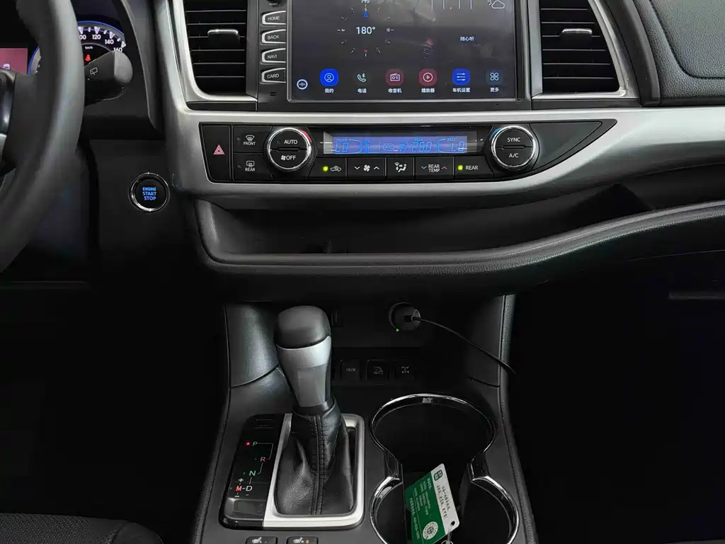 Toyota Highlander 2017 — фото 13