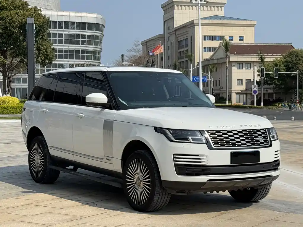 Land Rover Range Rover 2020 — фото 3