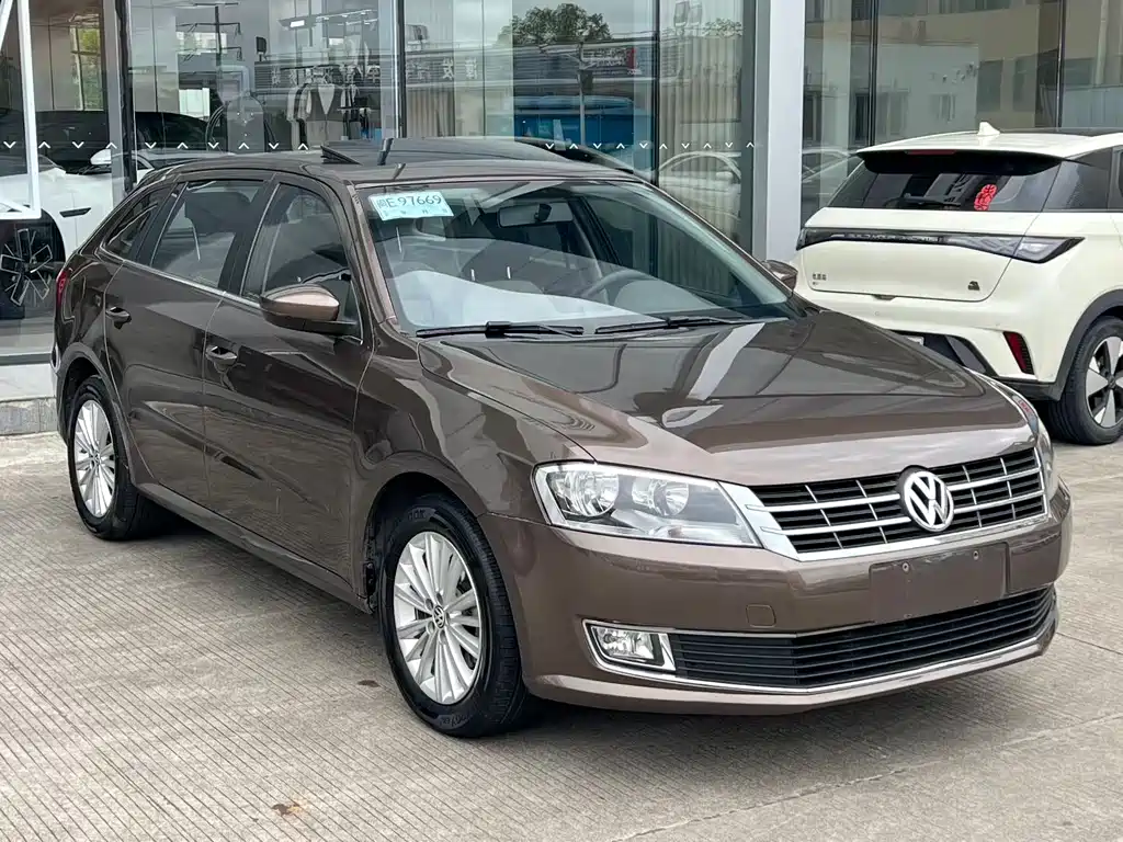 Volkswagen Gran Lavida 2014