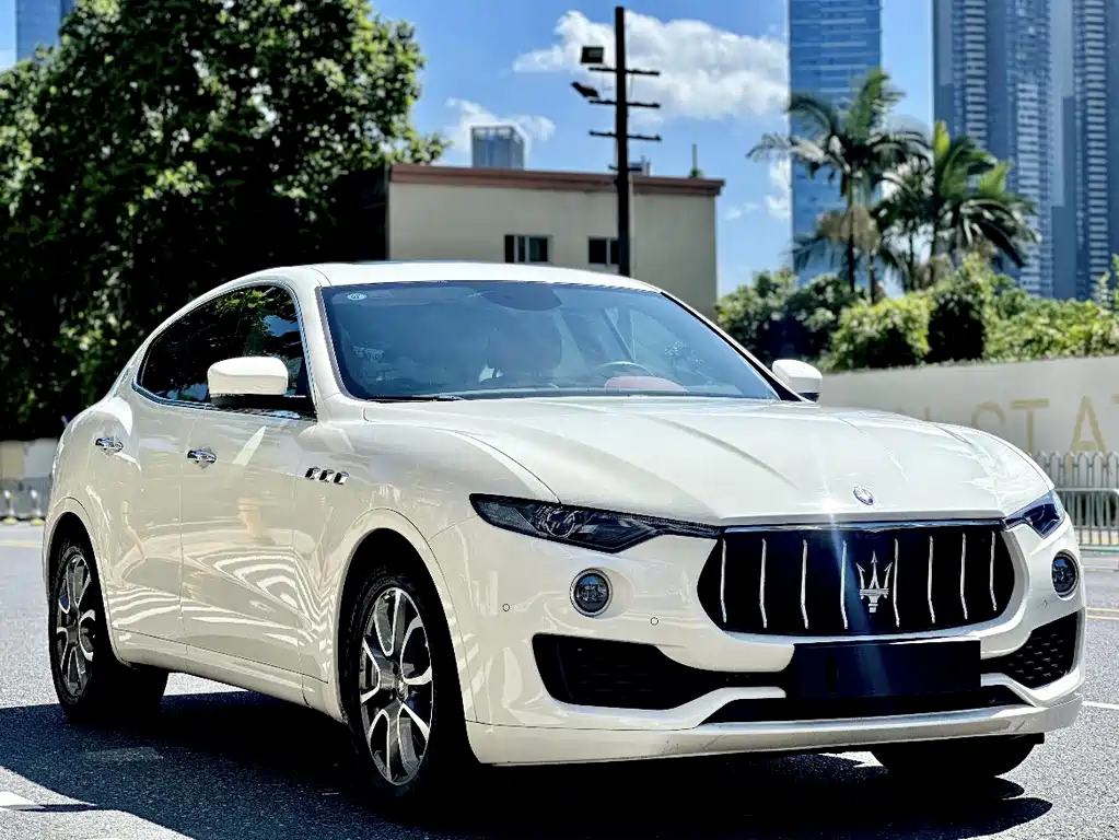Maserati Levante 2017 — фото 3