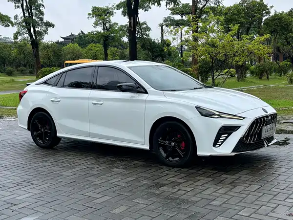 MG MG5 Scorpio 2022