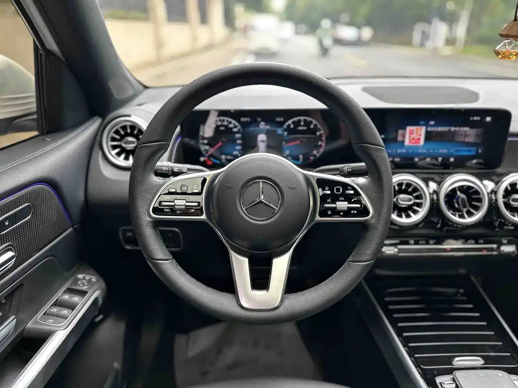 Mercedes-Benz GLB 2021 — фото 14