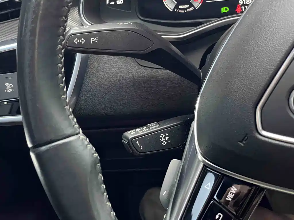 Audi A6L 2020 — фото 25