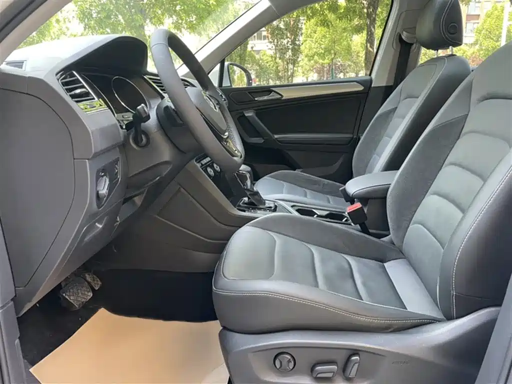 Volkswagen Tiguan L 2019 — фото 14