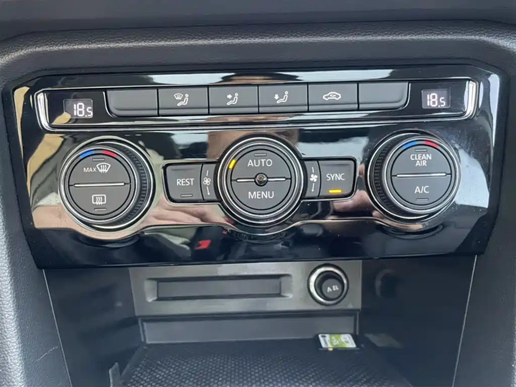 Volkswagen Tiguan L 2019 — фото 12