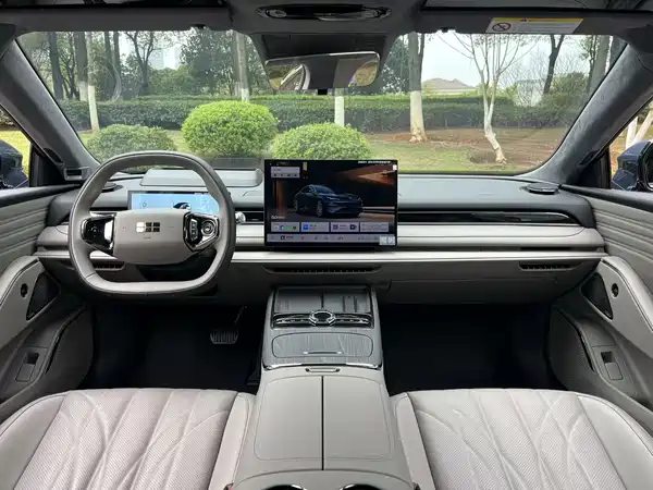 Geely Galaxy Starshine 8 2025