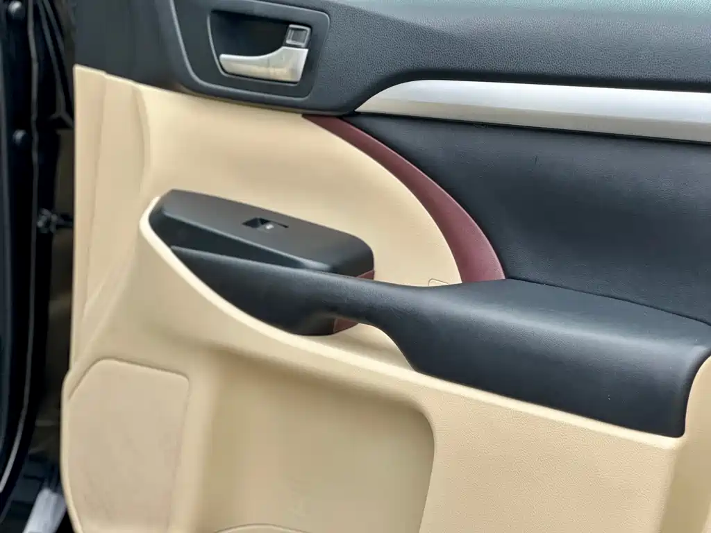 Toyota Highlander 2015 — фото 45