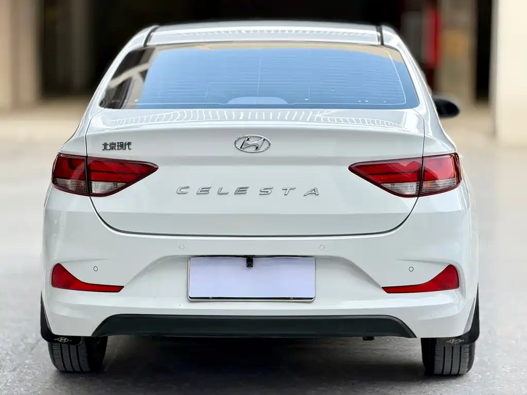 Hyundai Elantra 2019 — фото 5