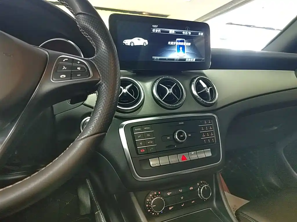 Mercedes-Benz CLA 2018 — фото 13