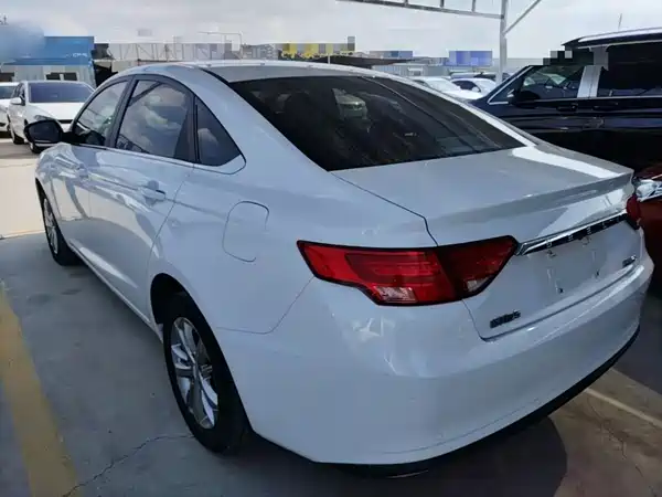 Geely Emgrand GL 2021