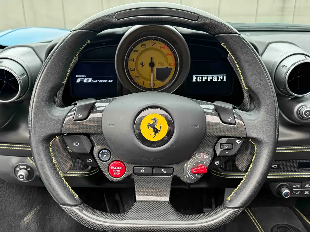 Ferrari F8 2021 — фото 8