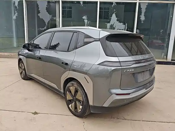 Aion Y 2024