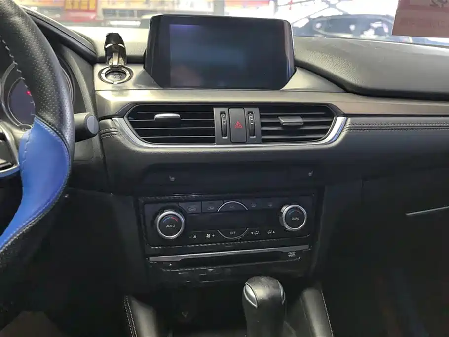 Mazda Atenza 2018 — фото 13