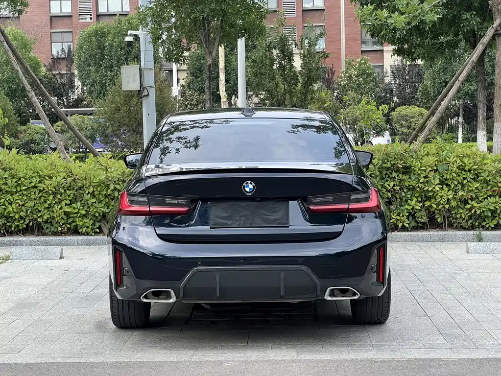 BMW 3 Series 2023