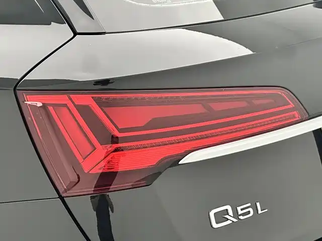 Audi Q5L 2024 — фото 15