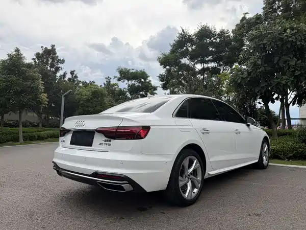 Audi A4L 2020