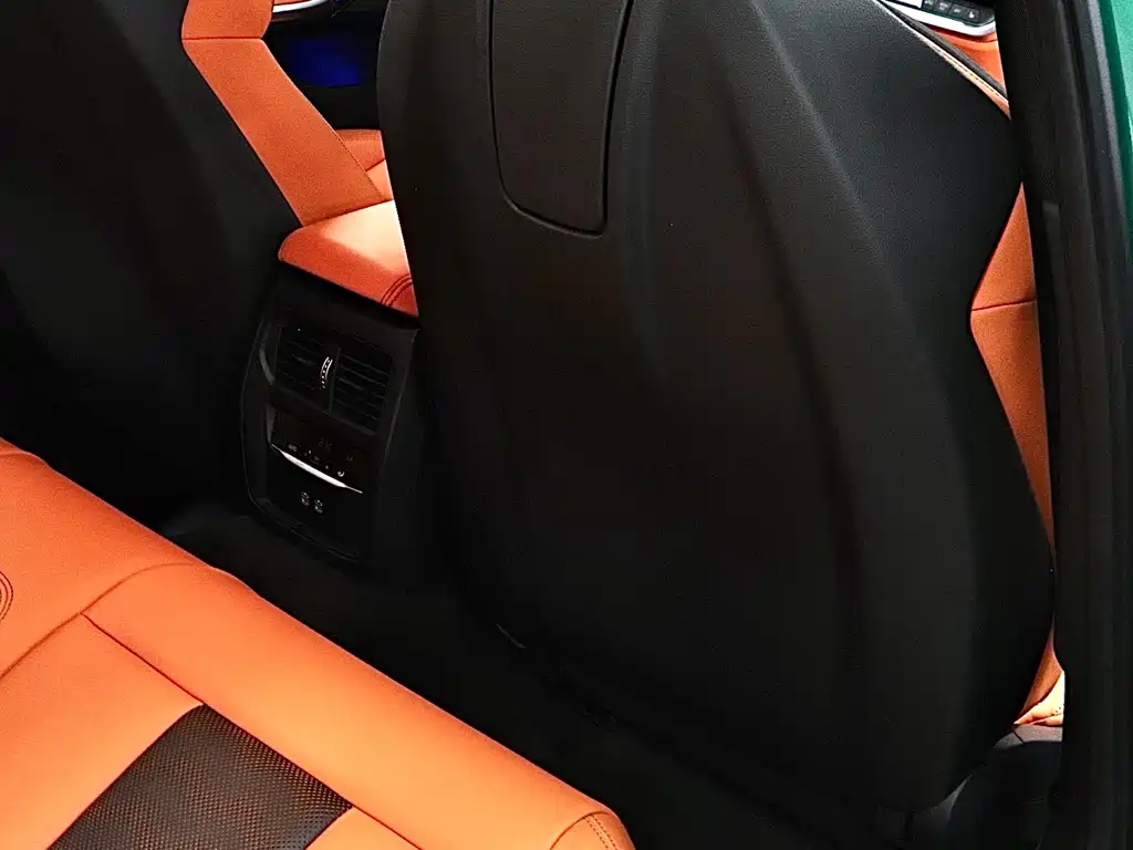BMW M3 2022 — фото 17