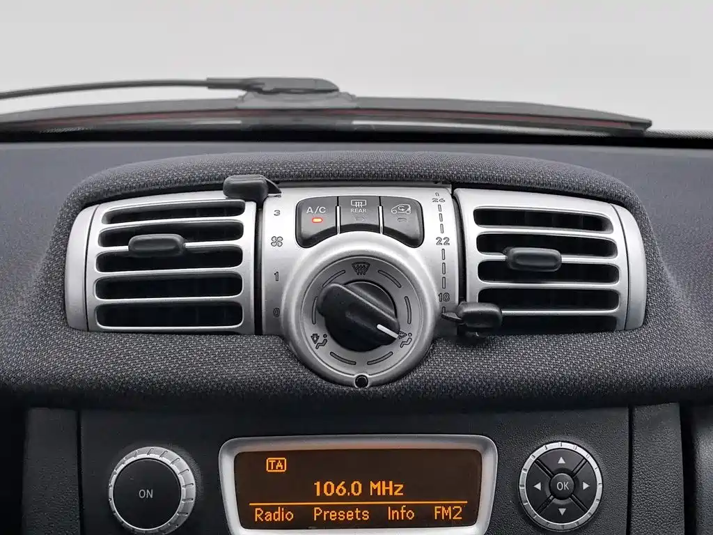 smart Fortwo 2014 — фото 12