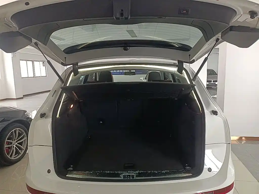 Audi Q5 2015 — фото 19
