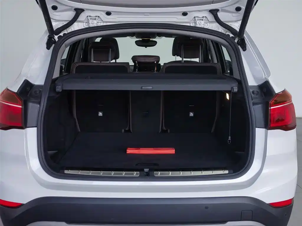 BMW X1 2019 — фото 16