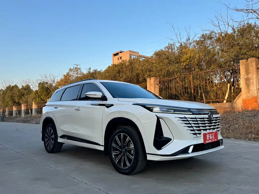 Changan CS75 PLUS 2023 — фото 3