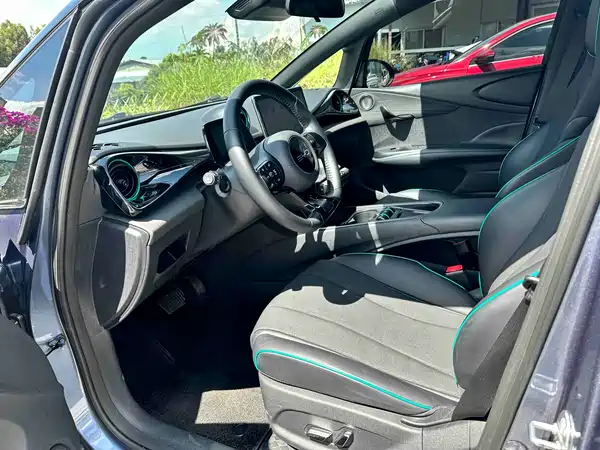 BYD Dolphin 2024