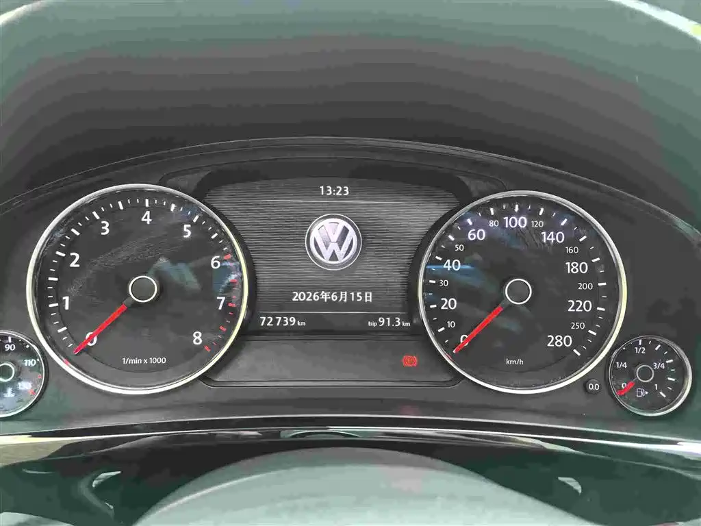 Volkswagen Touareg 2018 — фото 12