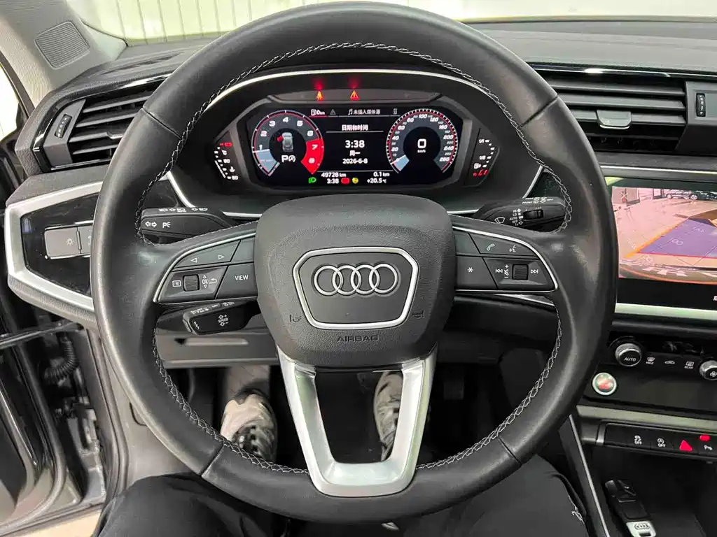 Audi Q3 2022 — фото 11