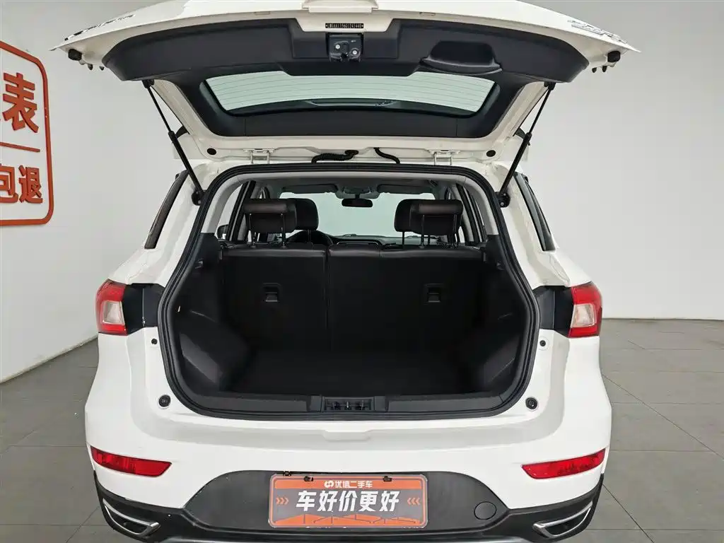 GAC Motor Trumpchi GS4 2016 — фото 16