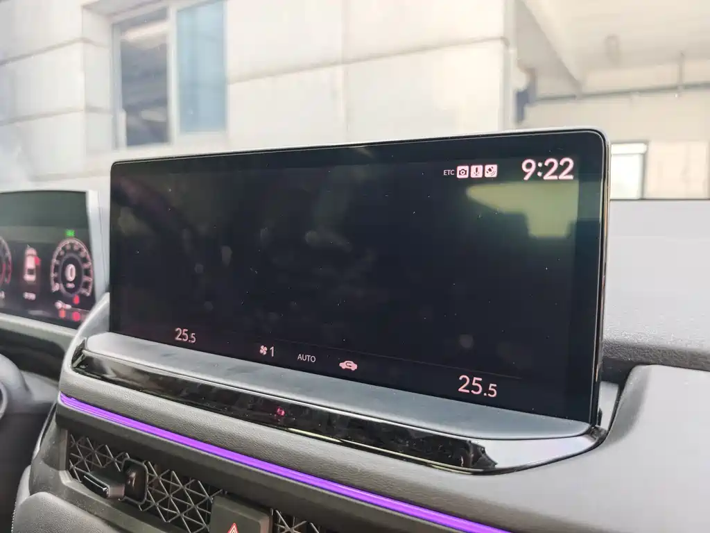 Honda Accord 2023 — фото 16