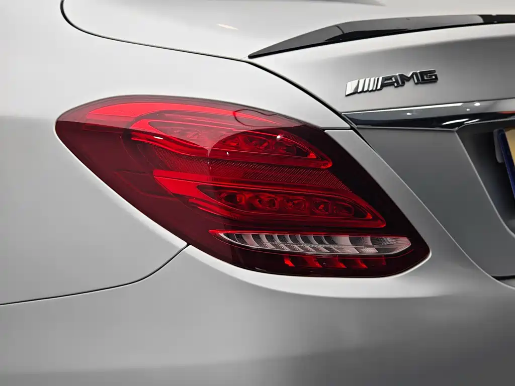 Mercedes-Benz C-Class AMG 2017 — фото 10