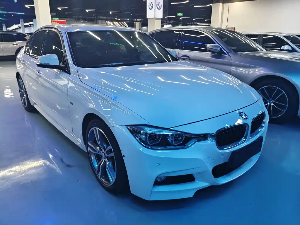 BMW 3 Series 2019 — фото 3