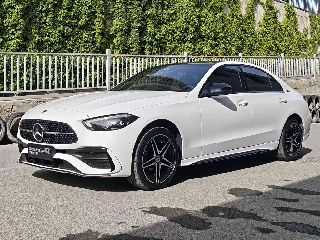 Mercedes-Benz C-Class 2024 — фото 13