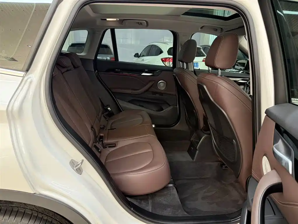BMW X1 2022 — фото 21