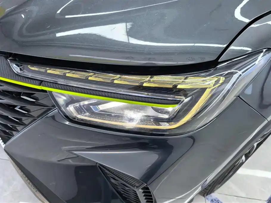 Roewe RX5 New Energy 2022 — фото 5
