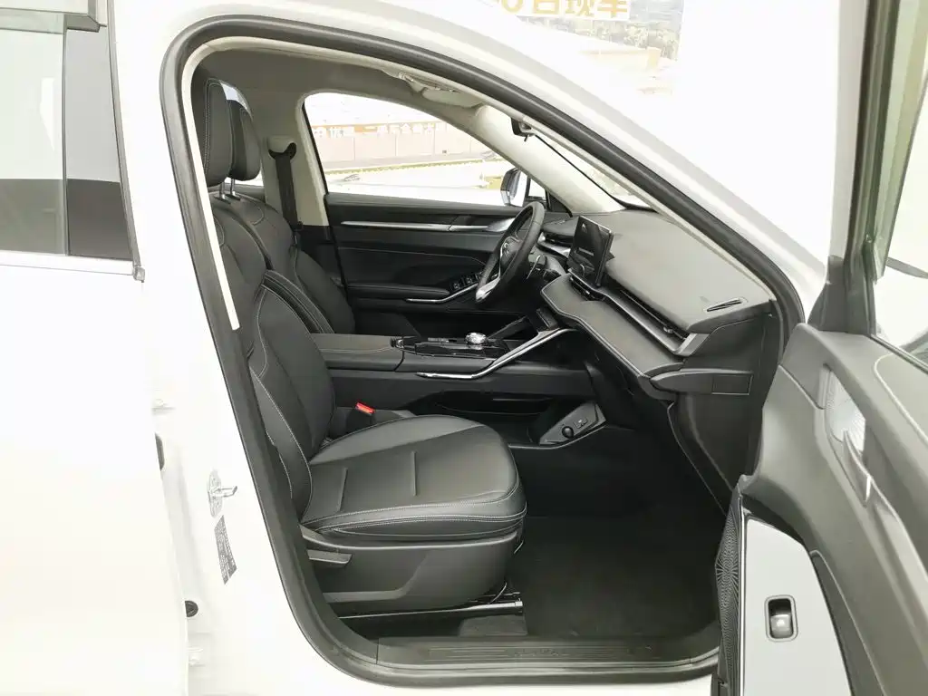 Haval H6 2025 — фото 23