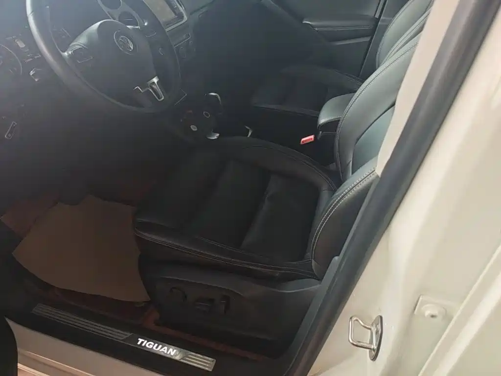 Volkswagen Tiguan 2016 — фото 15