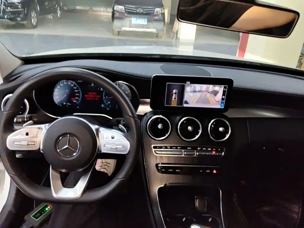 Mercedes-Benz C-Class 2020 — фото 10